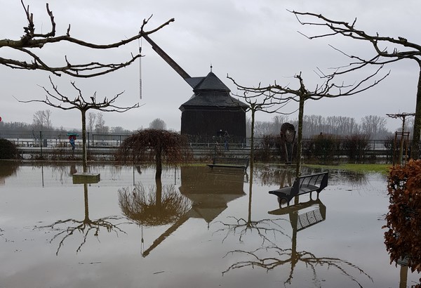 Das Wahrzeichen unter Wasser